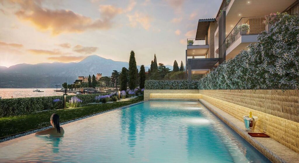 Top Lage direkt am Gardasee - Luxus Apartment mit Infinity Pool