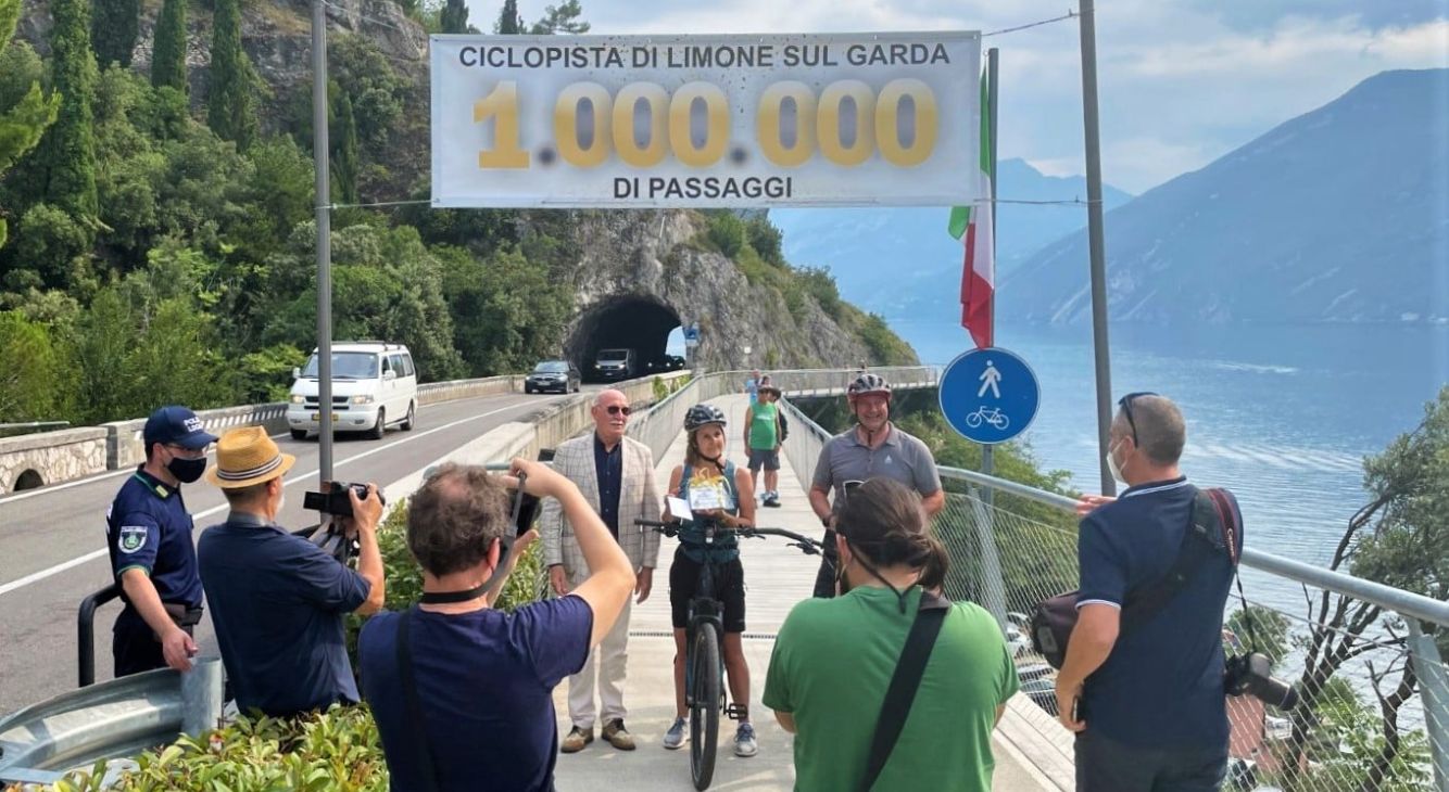 In bicicletta sul Lago di Garda