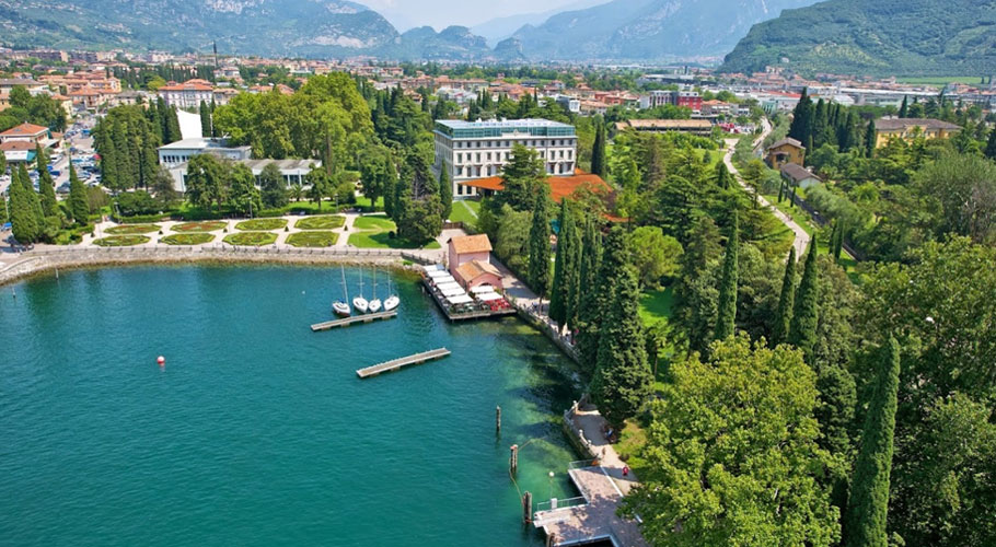 Lido Palace: the best restaurants on Lake Garda